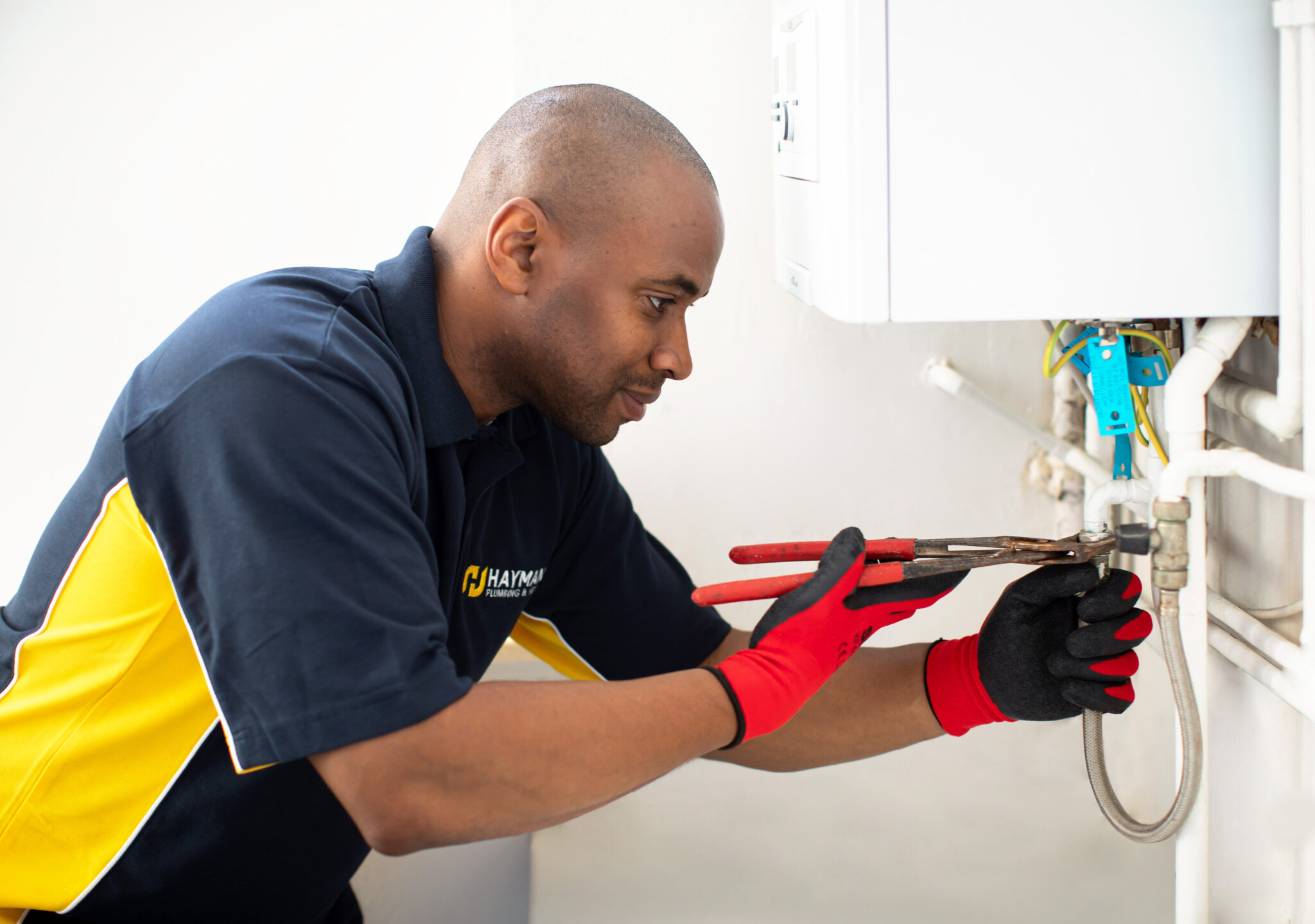 What Is Commercial Plumbing Service And At What Scales One Can Hire Them?